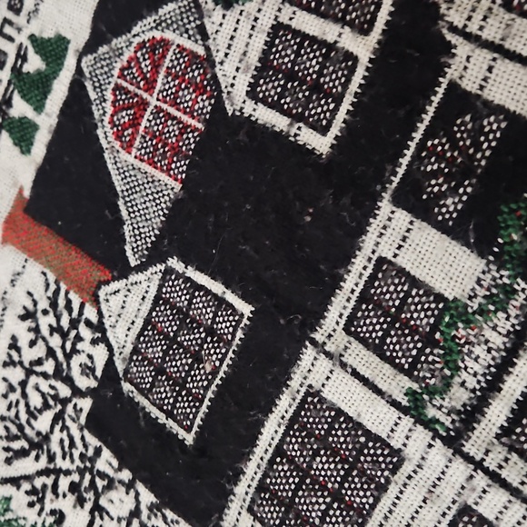 Holiday Village Woven Throw Blanket - Picture 6 of 12